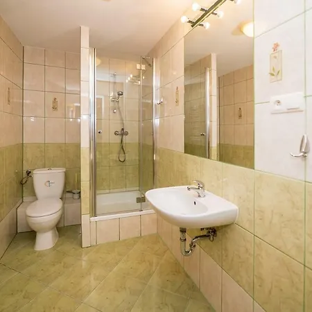 Apartamenty Sloneczne Wzgorze Kudowa Zdroj Exterior photo